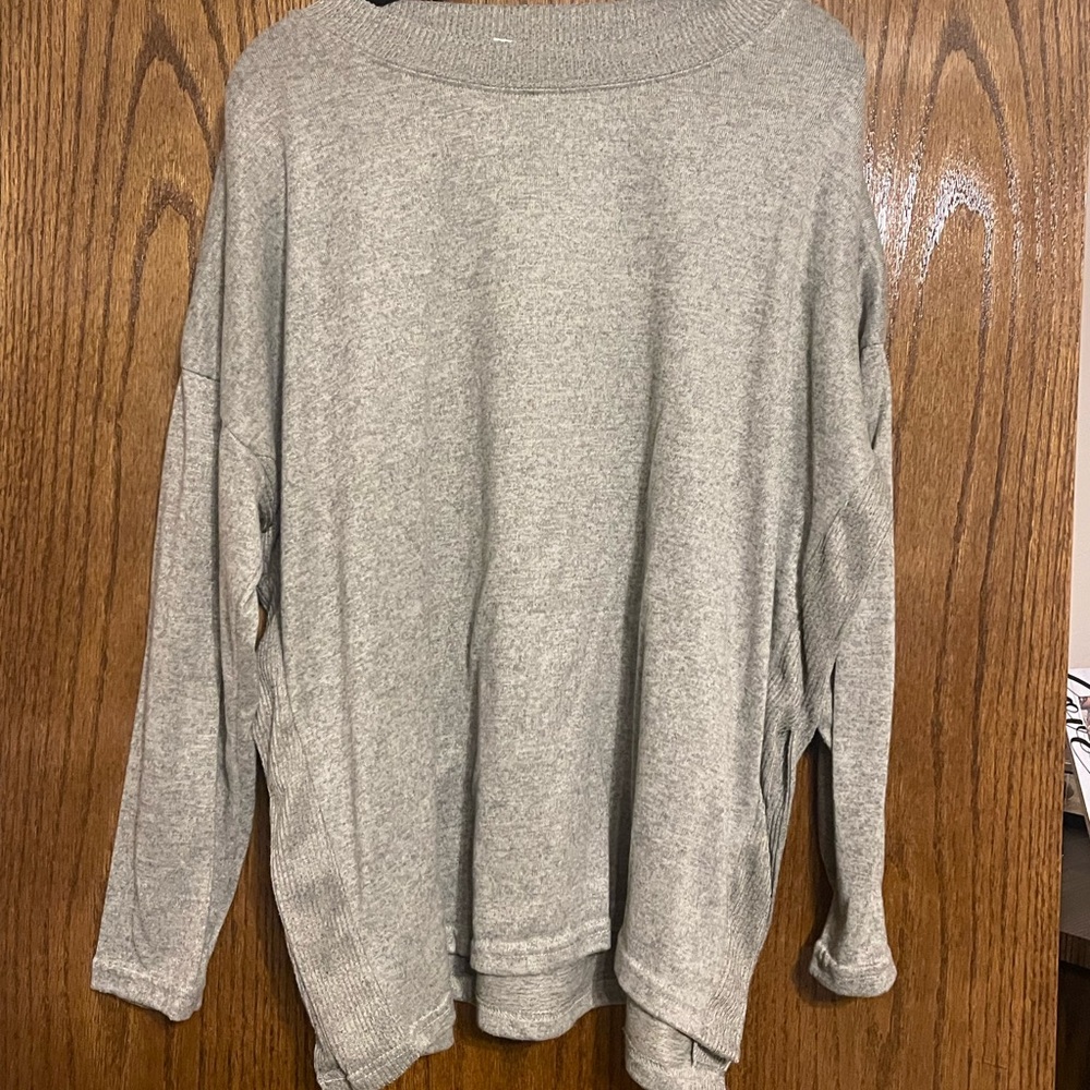 Men's Gray Sweater